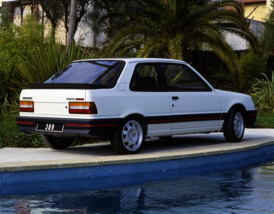  Peugeot 309 GTI 1986 года  (WW) (фото 3 из 7)